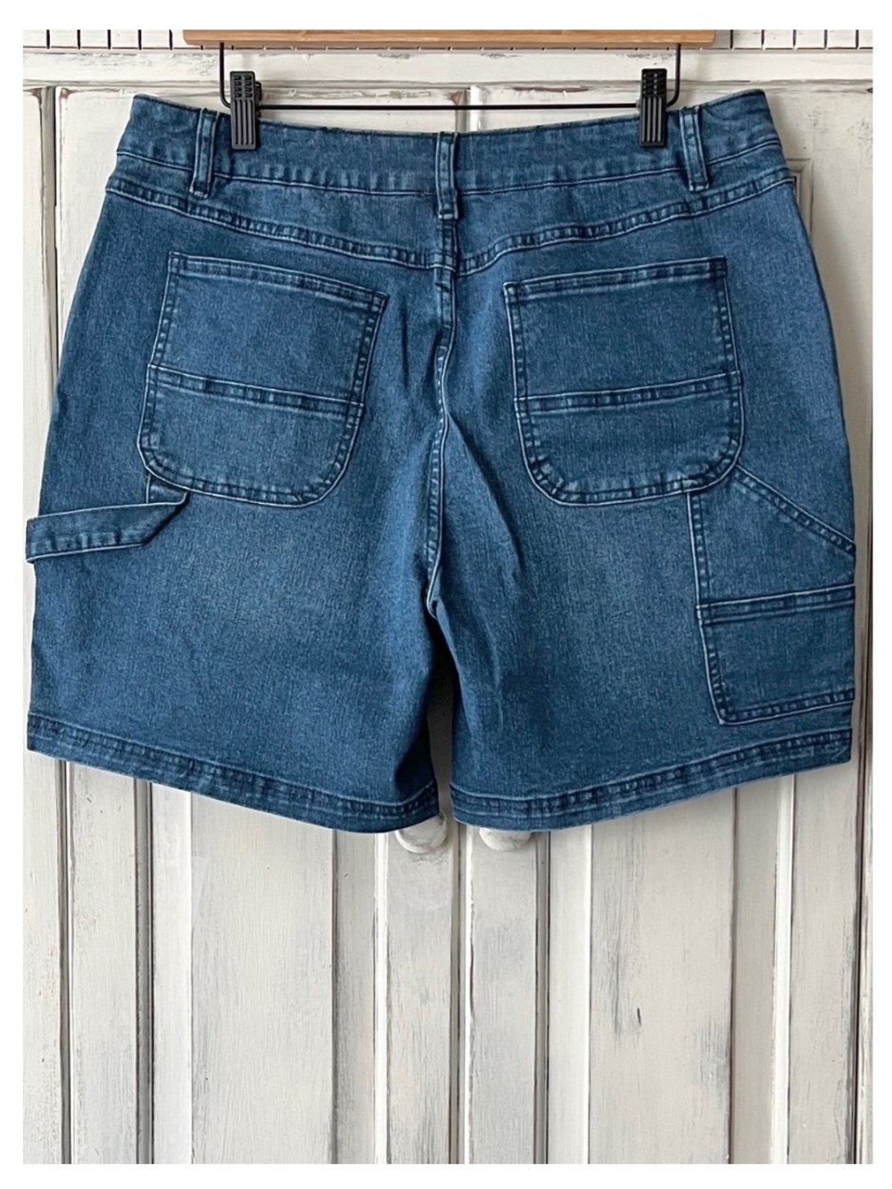 NWT FLAMINGALS High-Rise Cargo Denim Shorts in Dark Wash XL - Picture 5 of 6